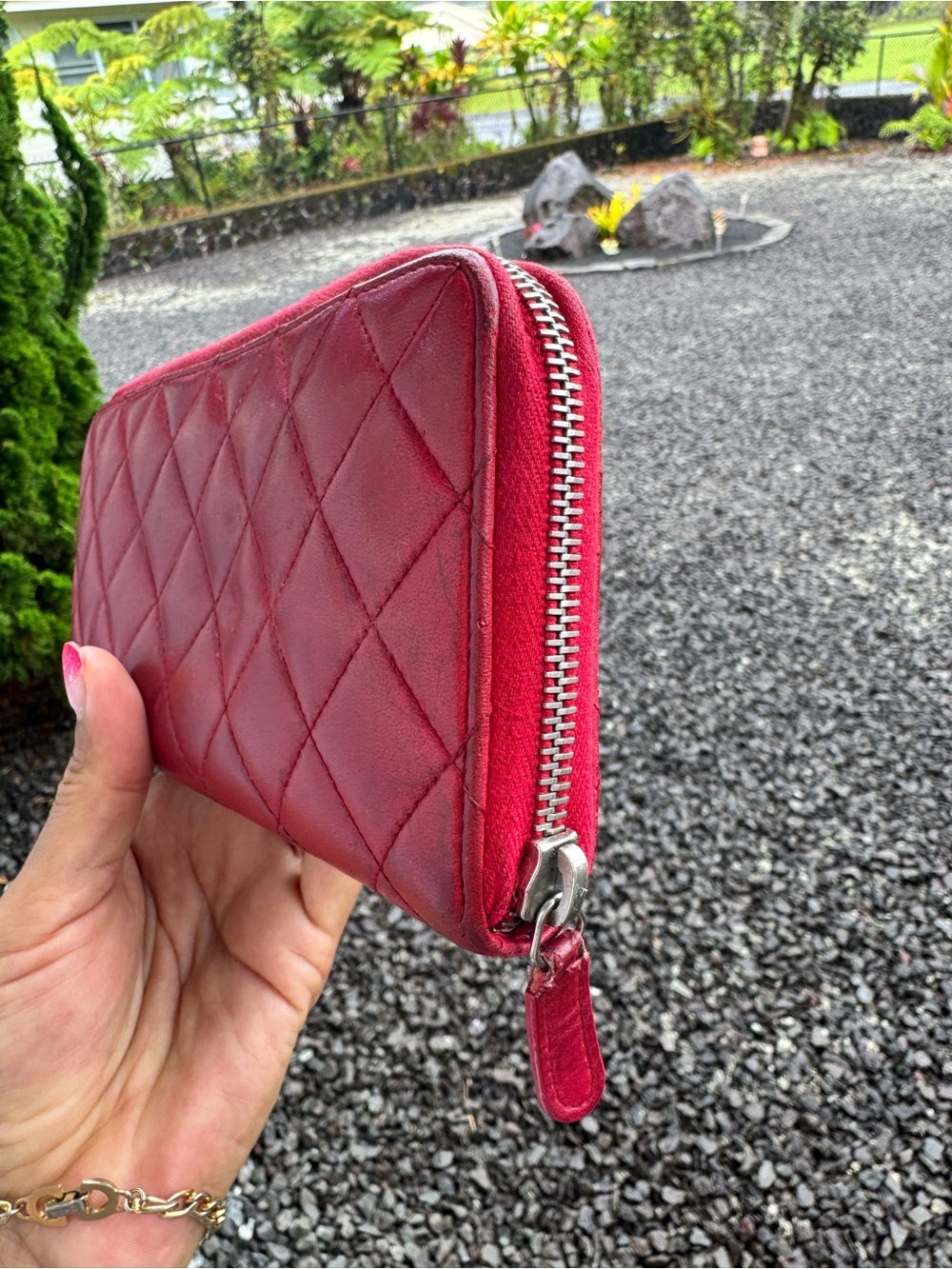 CHANEL Red Quilted Leather Zip Around Long Wallet 21 Series - Picture 4 of 12